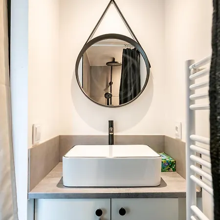 Le Clos Des Chevaux - Duplex Chic Avec Jardin Nyaraló